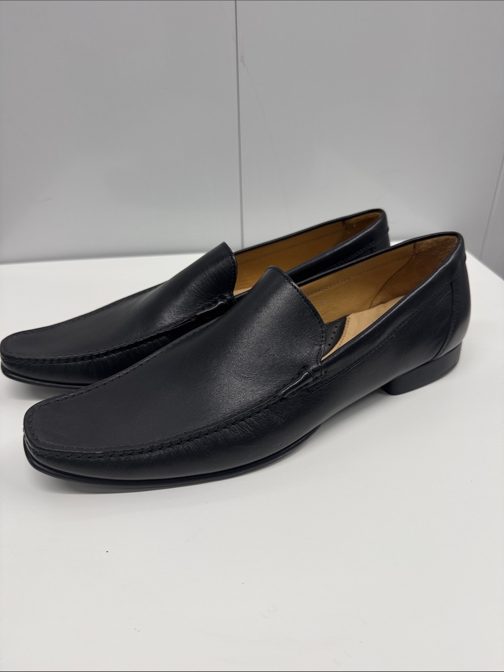 Caporicci Men's Black calfskin Leather Slip-On Loafers size 11